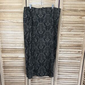 Notations Woman Black Gray White Paisley Maxi Skirt Size 1x